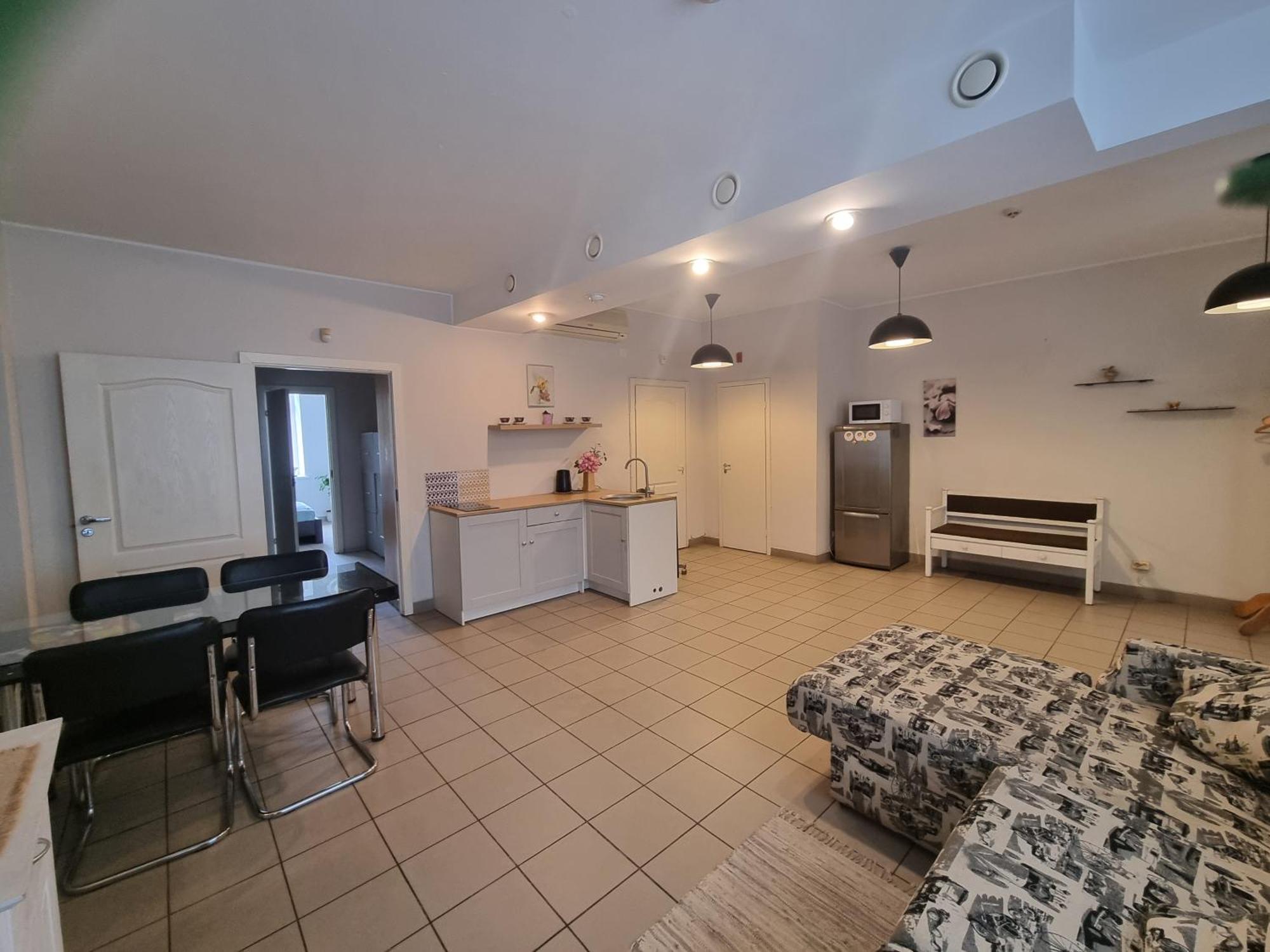 Camellia Studio Apartment & Parking Riga Buitenkant foto